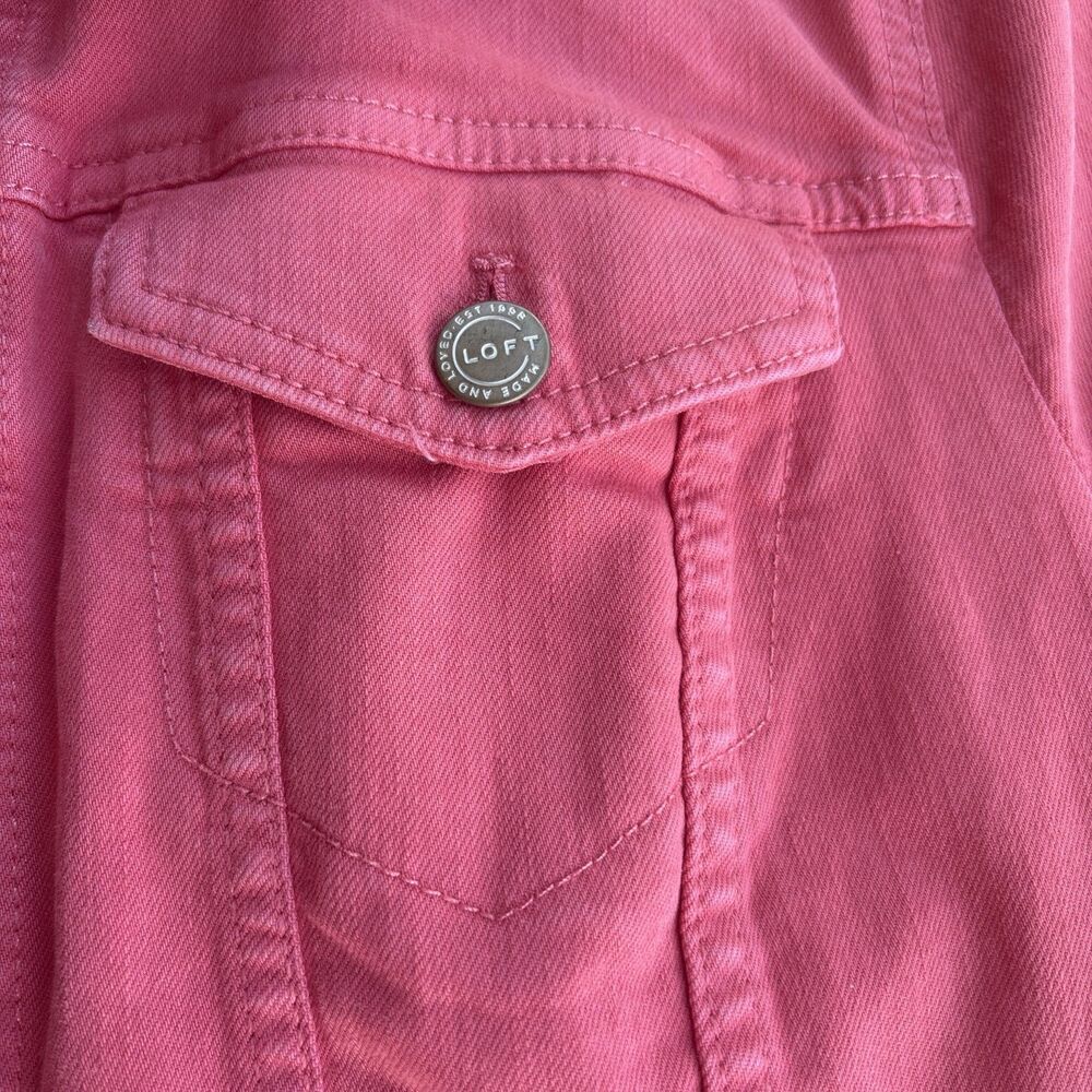 Loft faded red jean jacket women size medium - Picture 4 of 7